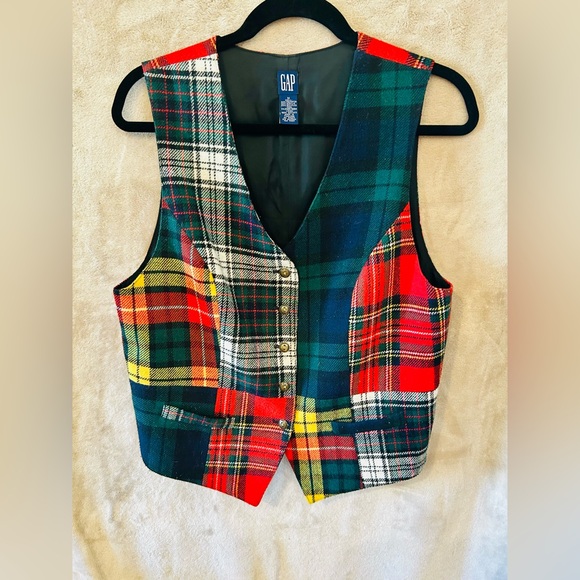 GAP Jackets & Blazers - GAP Vintage Multicolor Plaid Vest